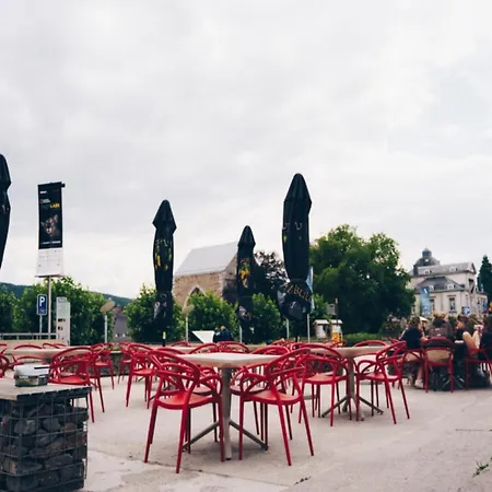 Modern Holiday In With Fireplace Feriehus